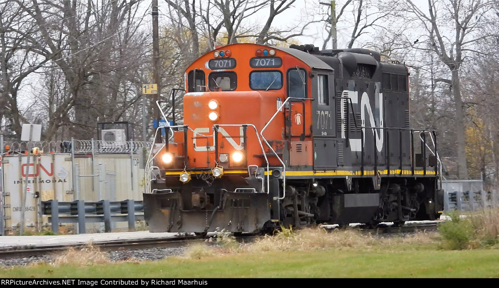 CN 7071